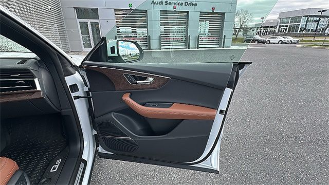 2024 Audi Q8 Premium Plus image 5