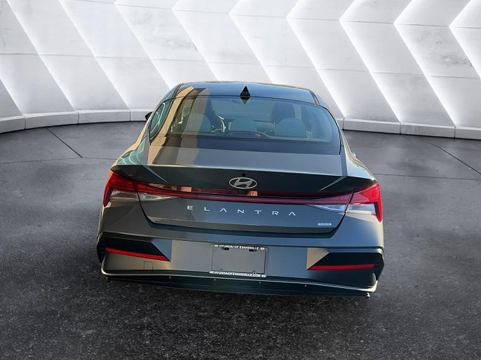 2025 Hyundai Elantra