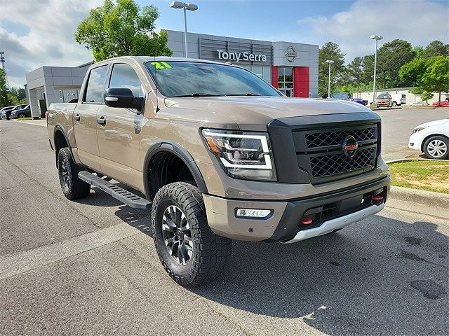 2021 Nissan Titan