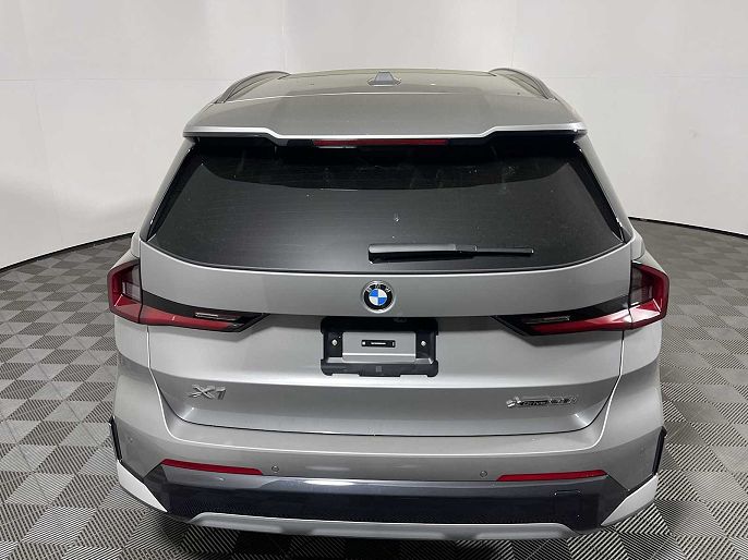 2025 BMW X1