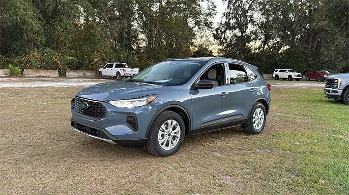 2025 Ford Escape