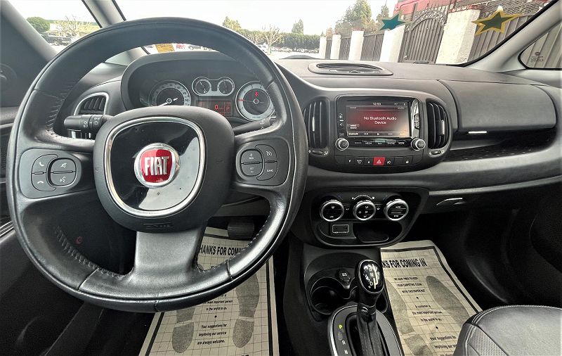2016 Fiat 500L Trekking image 5
