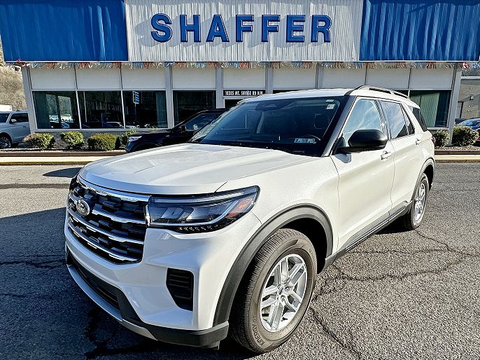 2025 Ford Explorer