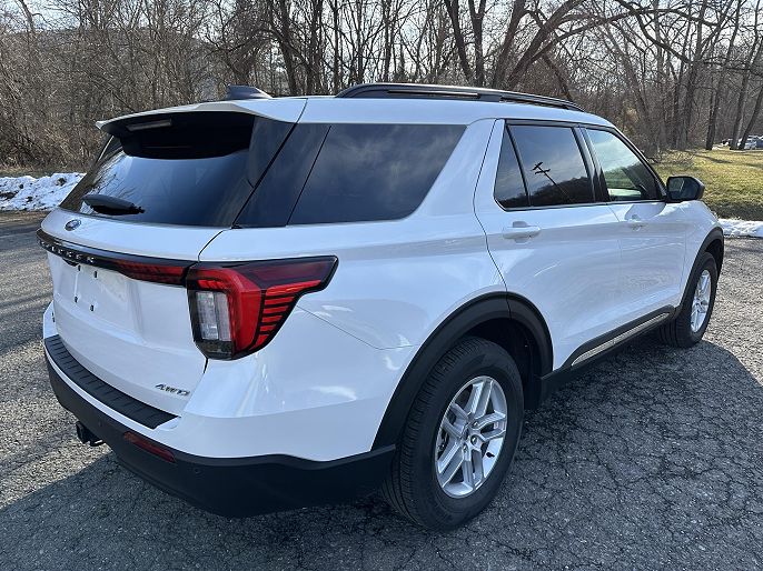 2025 Ford Explorer