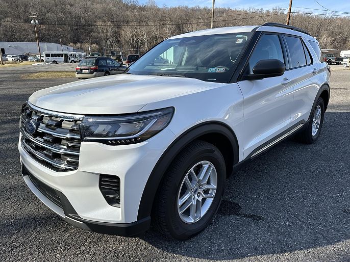 2025 Ford Explorer