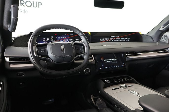 2027 Lincoln Navigator