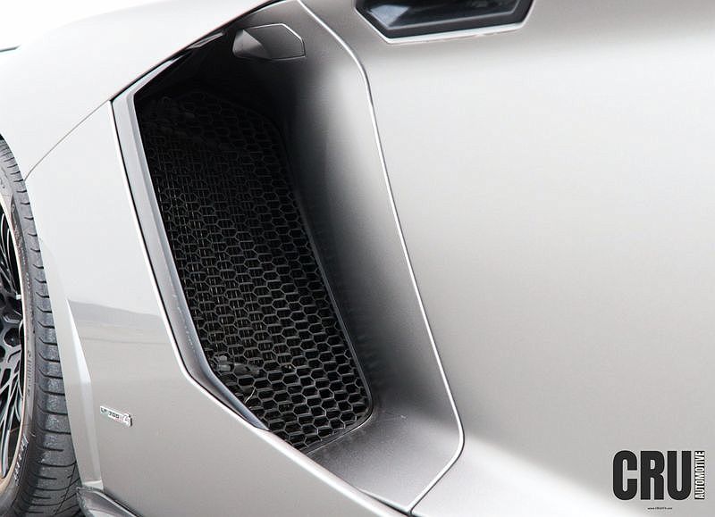 2016 Lamborghini Aventador LP700 image 13