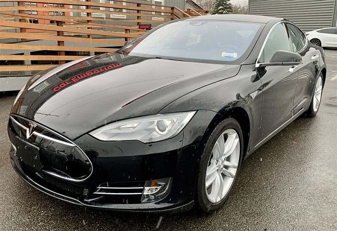 2015 Tesla Model S