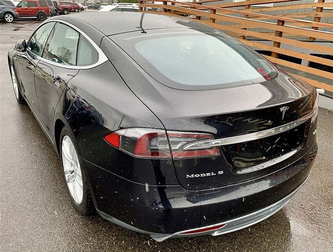 2015 Tesla Model S