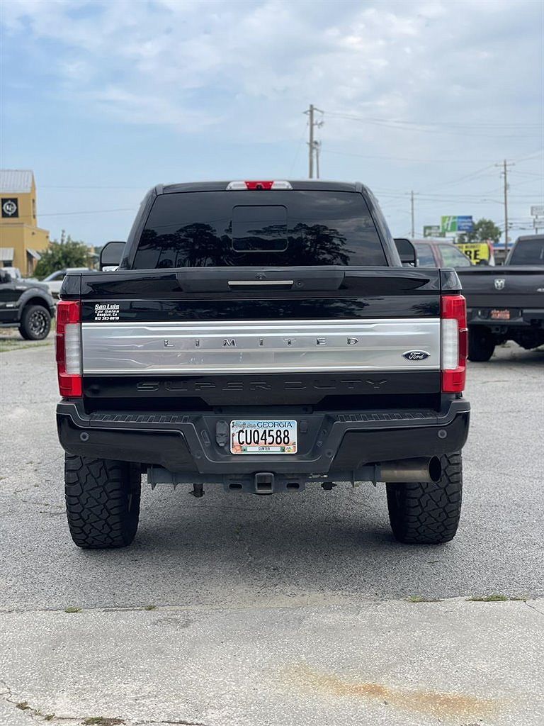 2018 Ford F-250 Limited image 4