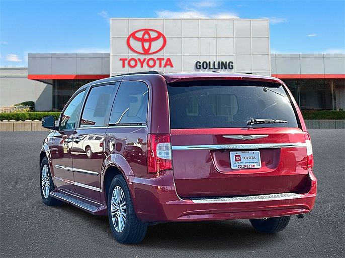 2014 Chrysler Town & Country