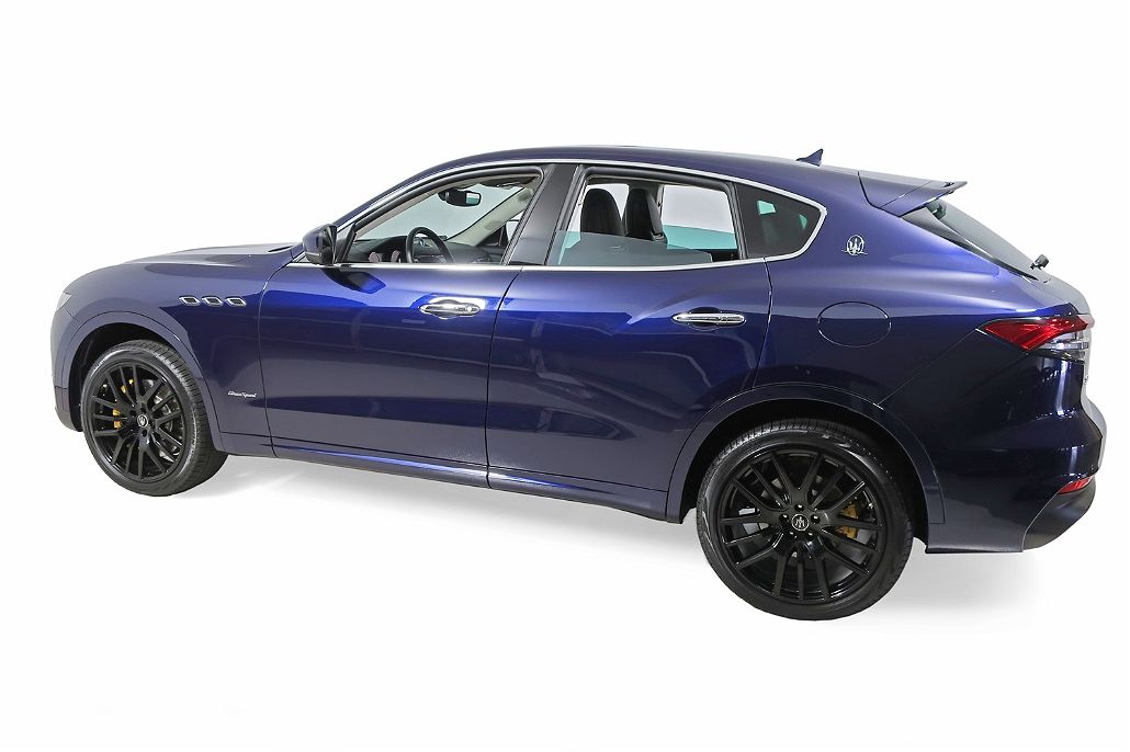 2021 Maserati Levante S image 4