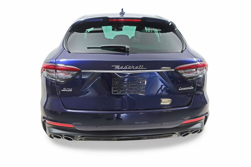 2021 Maserati Levante S image 5