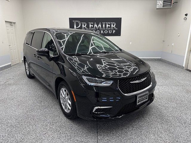 2023 Chrysler Pacifica