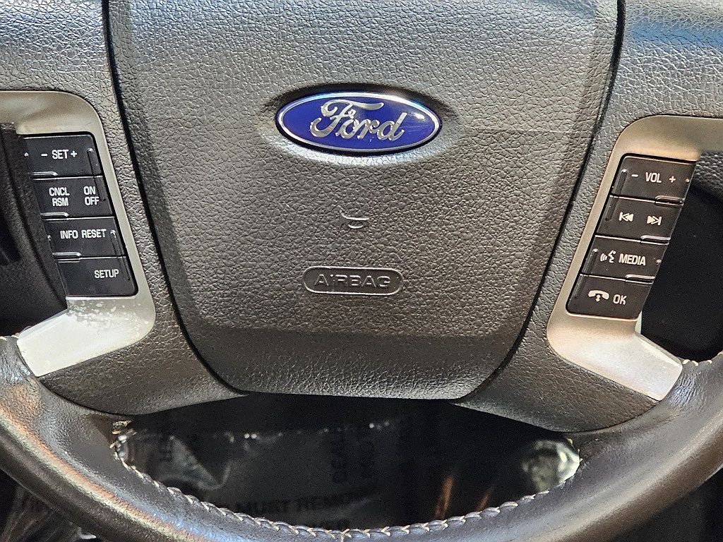 2010 Ford Fusion SE image 3