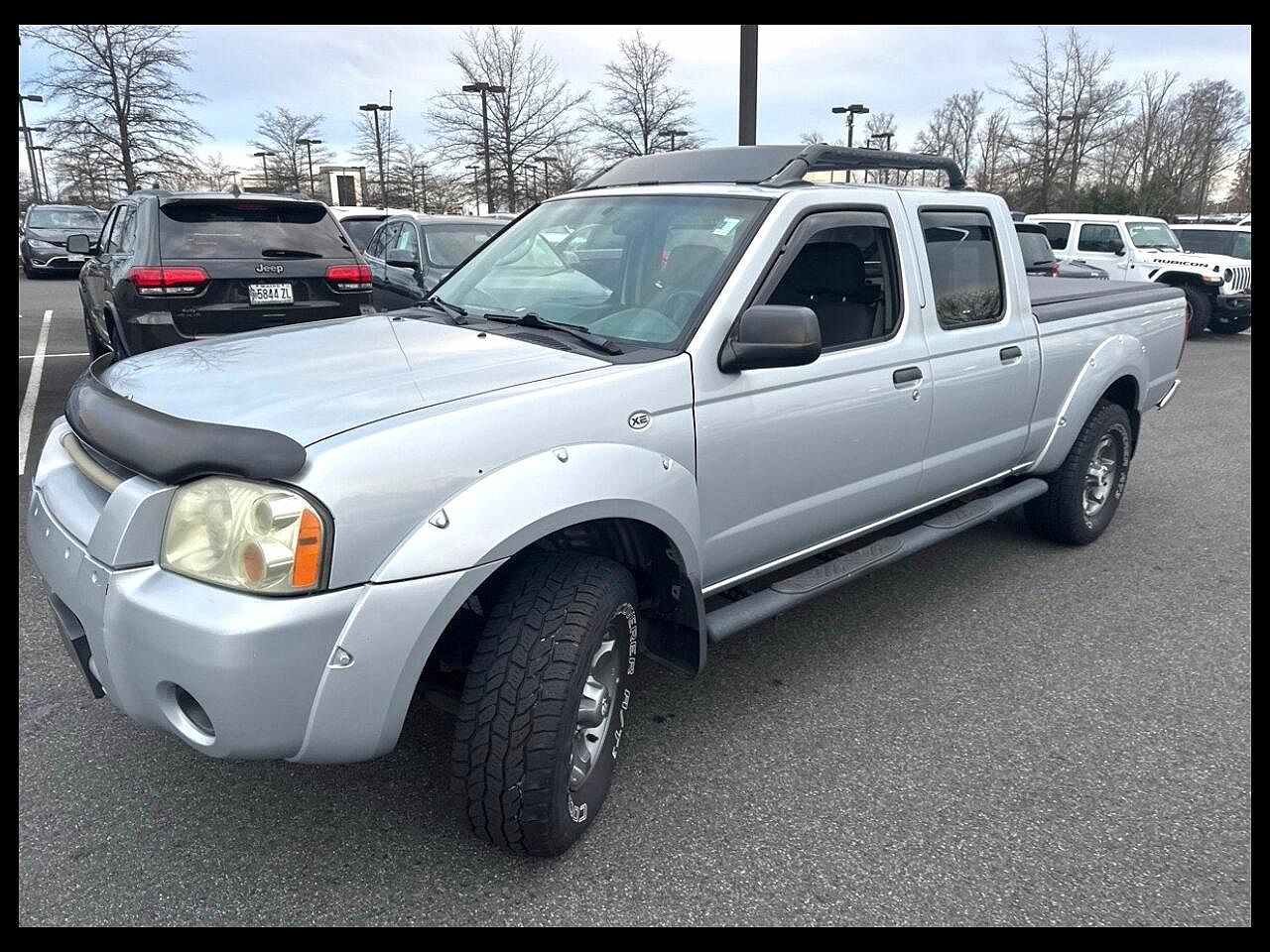 2003 Nissan Frontier XE image 0