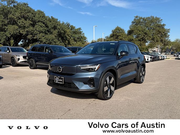 2026 Volvo EX40