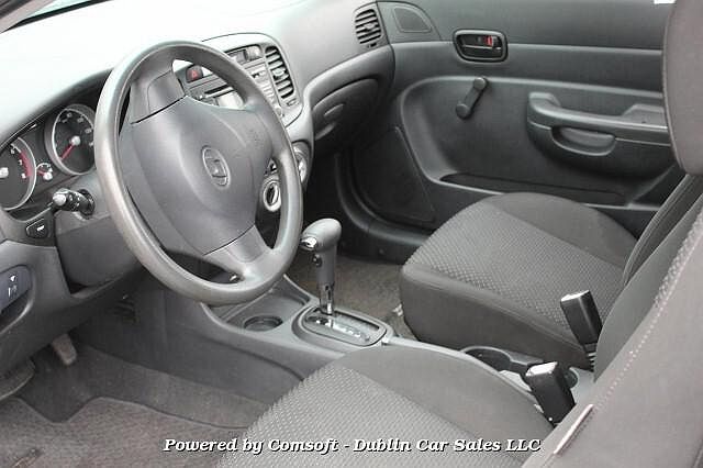 2011 Hyundai Accent GS image 3