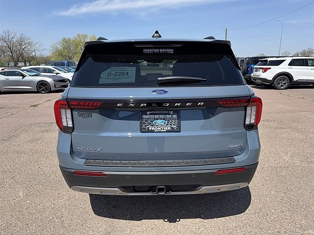 2025 Ford Explorer