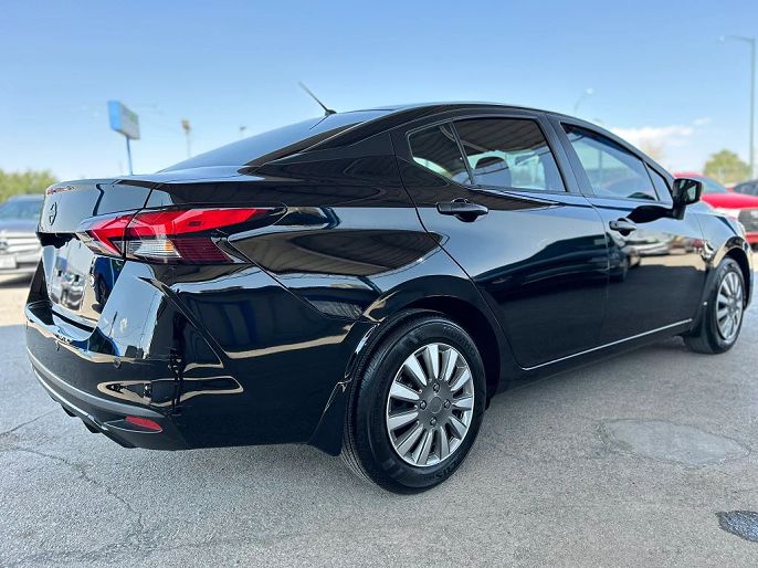 2025 Nissan Versa
