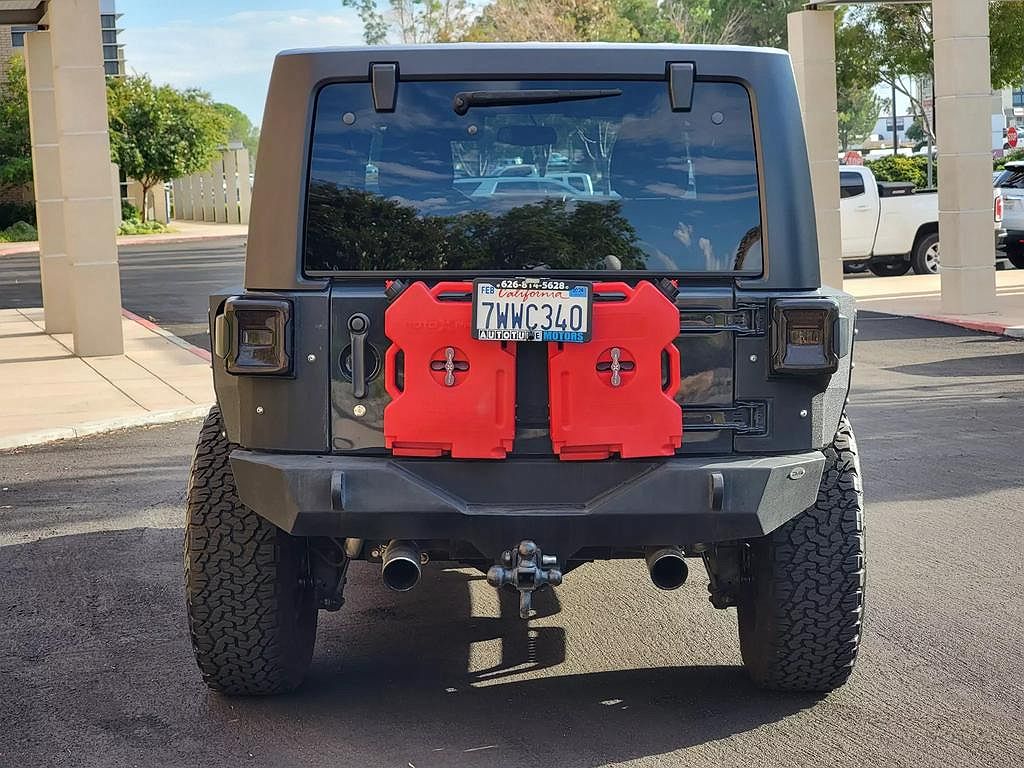 2017 Jeep Wrangler Freedom Edition image 5