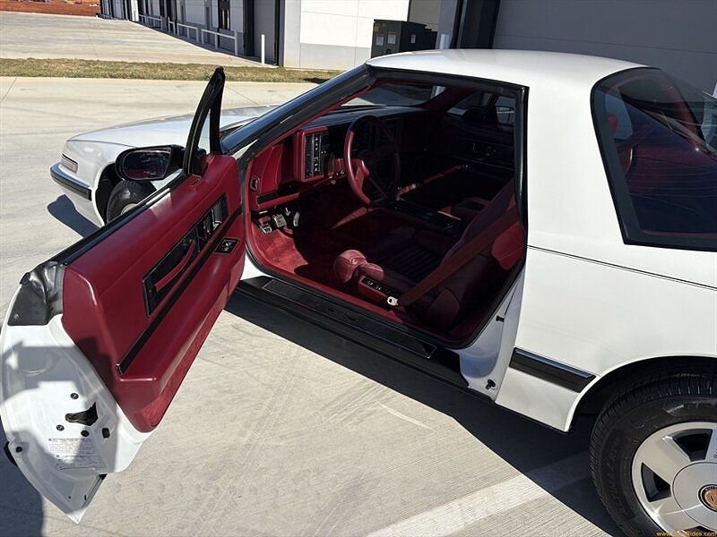 1988 Buick Reatta