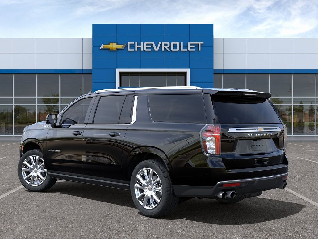 2024 Chevrolet Suburban High Country image 2