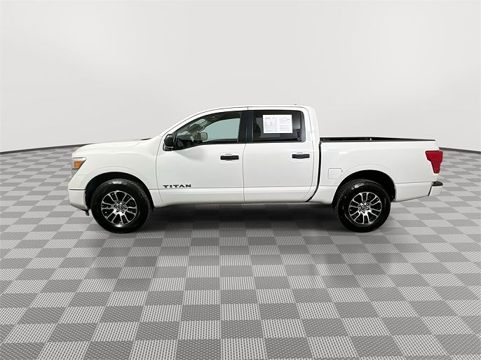 2024 Nissan Titan