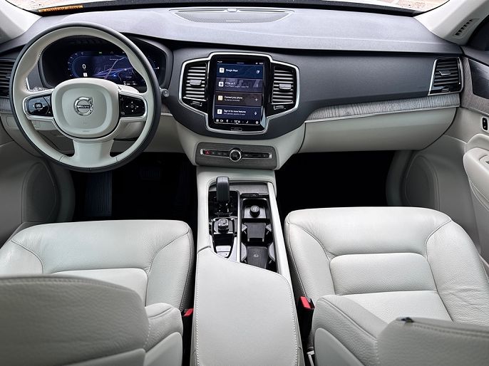 2023 Volvo XC90