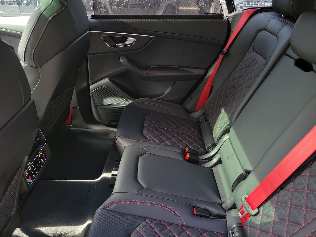 2026 Audi SQ8