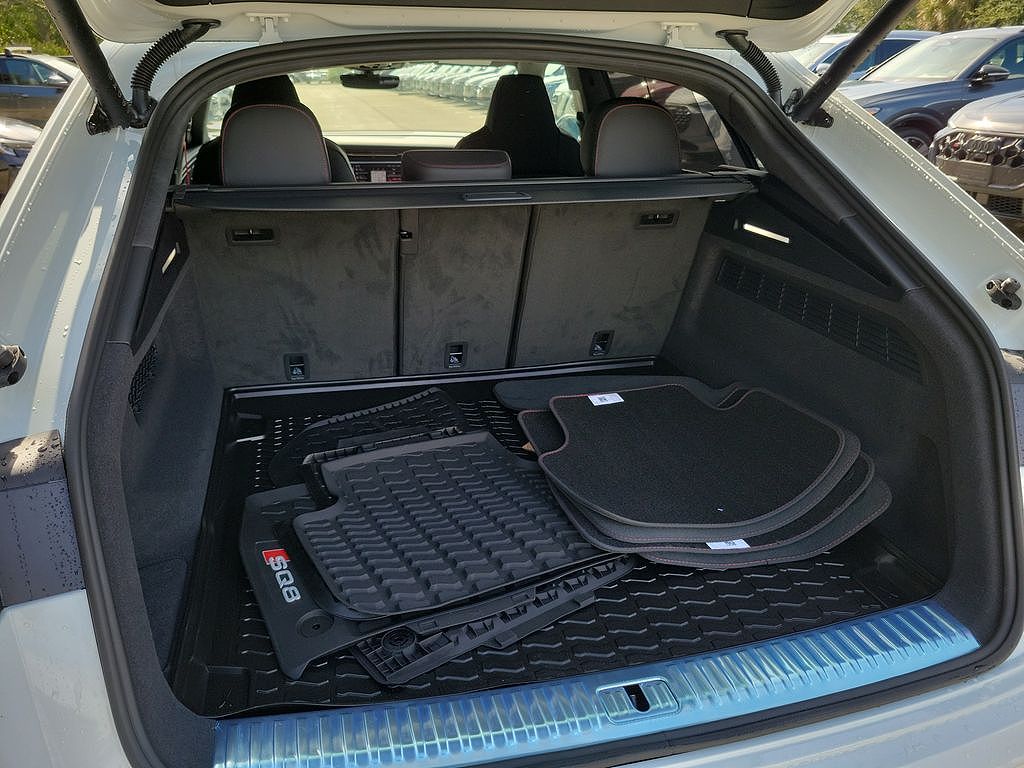 2026 Audi SQ8