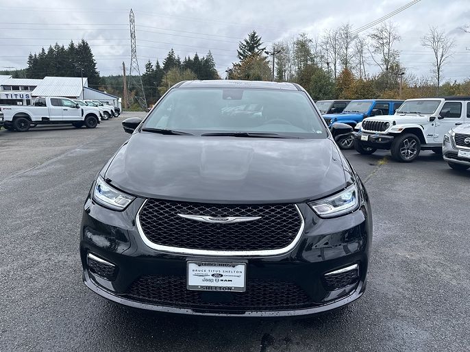 2025 Chrysler Pacifica