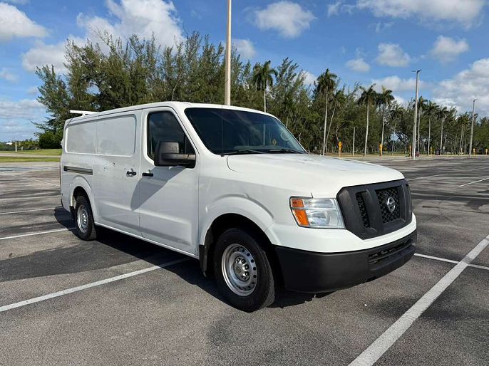 2017 Nissan NV