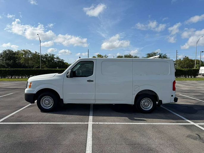 2017 Nissan NV