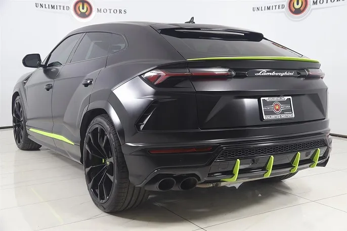 2022 Lamborghini Urus