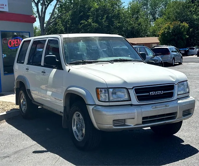 1998 Isuzu Trooper