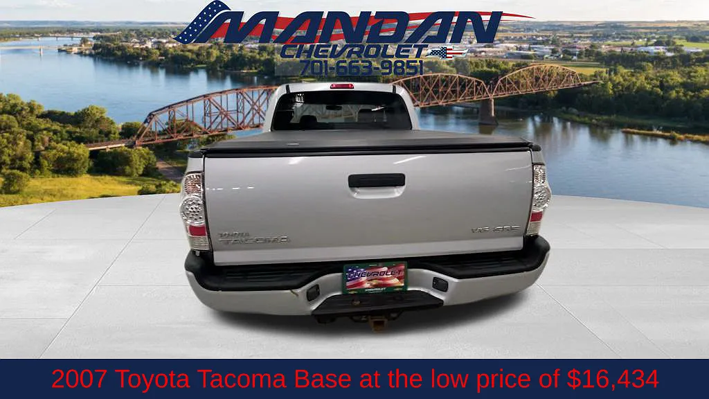 2007 Toyota Tacoma Base image 3