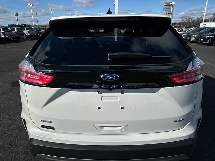 2022 Ford Edge