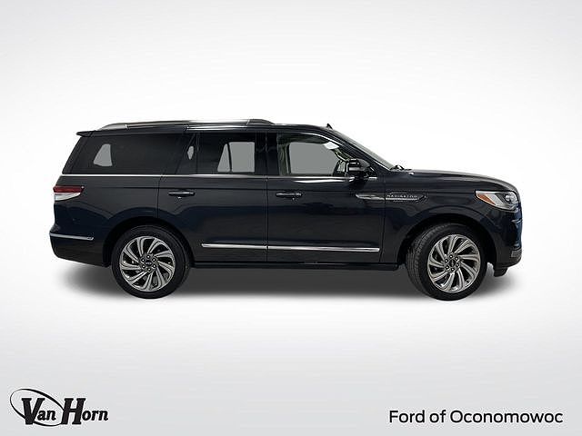 2024 Lincoln Navigator