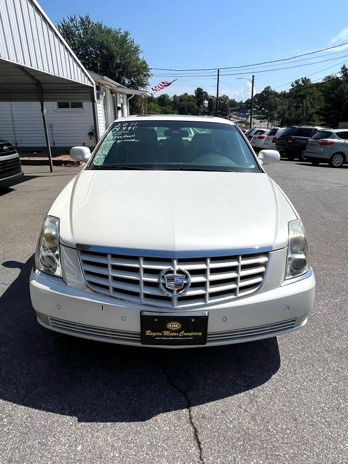 2011 Cadillac DTS
