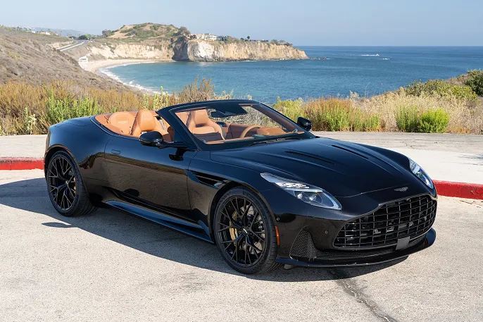 2025 Aston Martin DB12