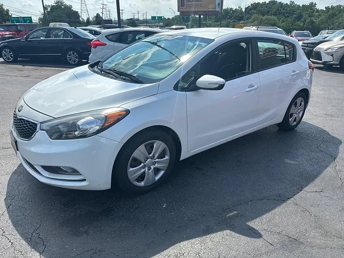 2016 Kia Forte5