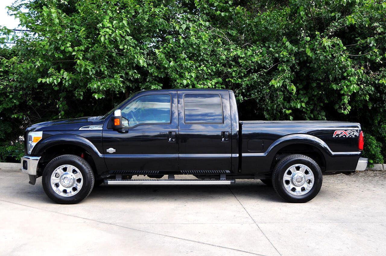 2015 Ford F-250 King Ranch image 3