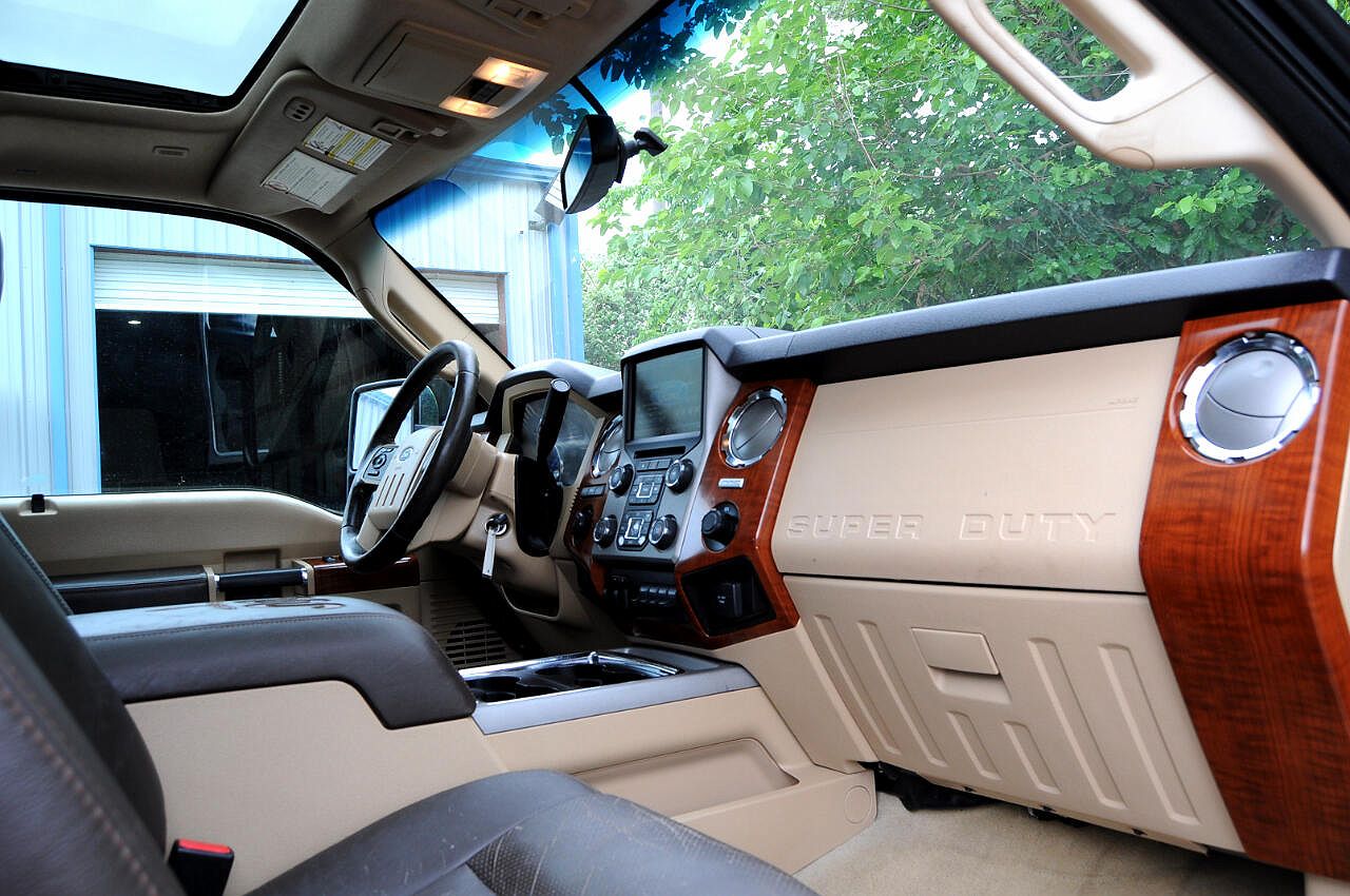 2015 Ford F-250 King Ranch image 56