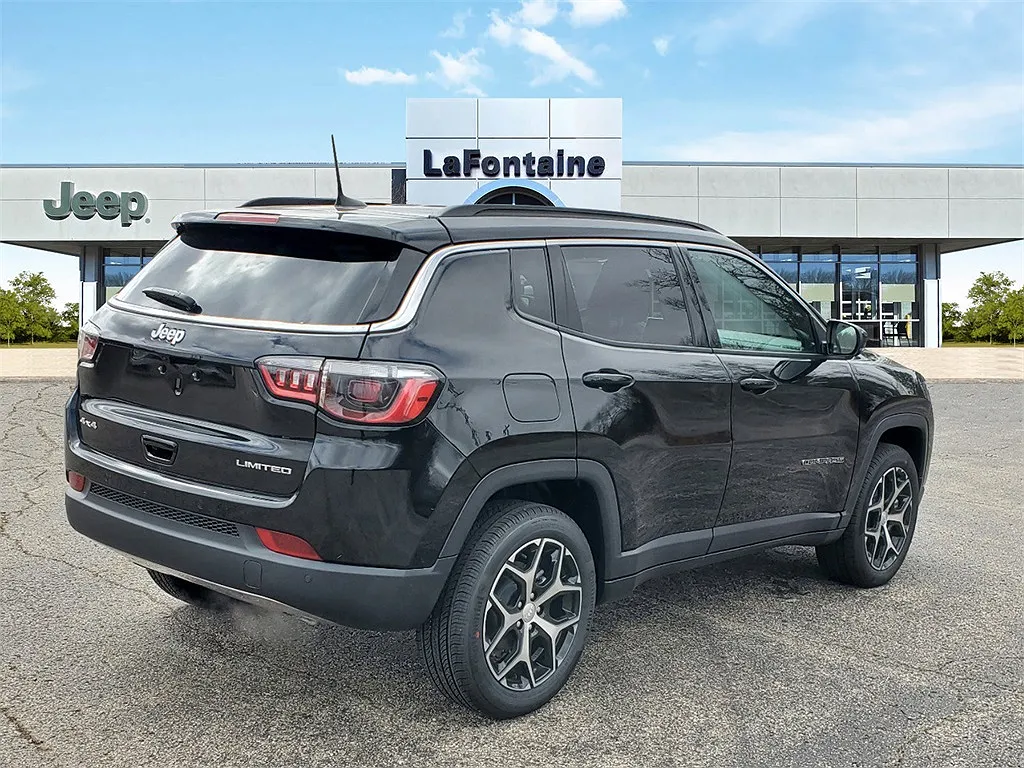 2024 Jeep Compass Limited Edition image 5