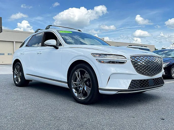 2025 Genesis GV70
