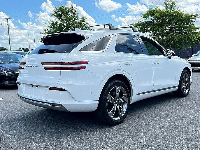 2025 Genesis GV70