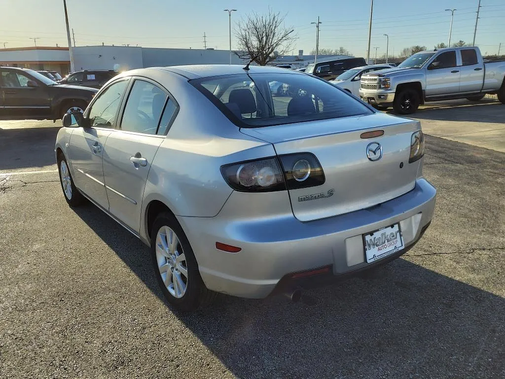 2007 Mazda Mazda3 i Touring image 2
