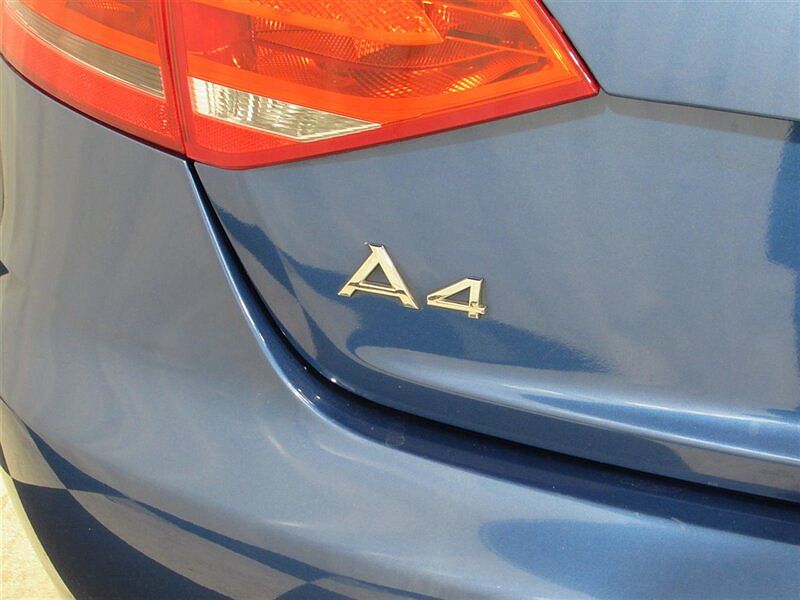 2009 Audi A4 Premium image 11