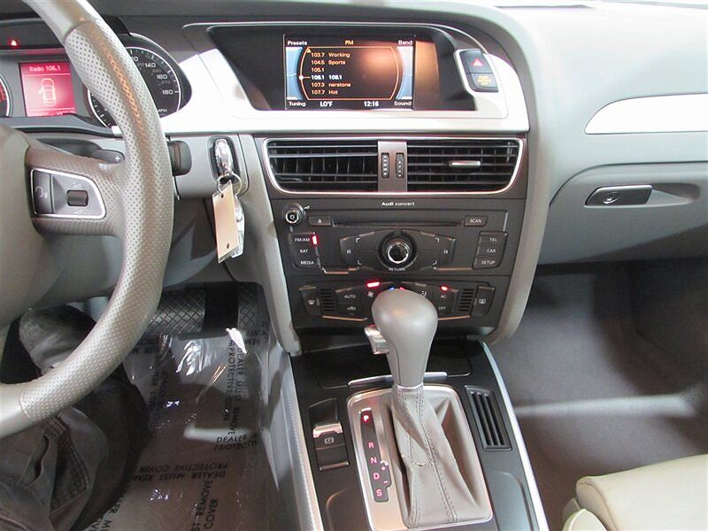 2009 Audi A4 Premium image 23